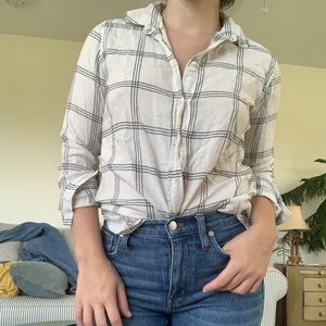H&M lightweight plaid button-down